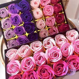 LUXURY SPA GIFT SET 18 SPA ROSES - Spa Soap Rose Bath Set - Gift Set